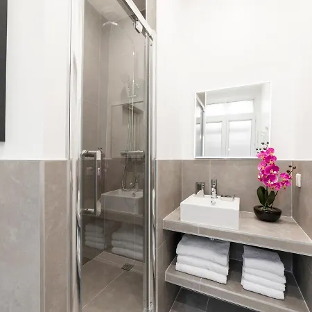 Apartment Livinparis - Luxury 3 Bedrooms Opera I